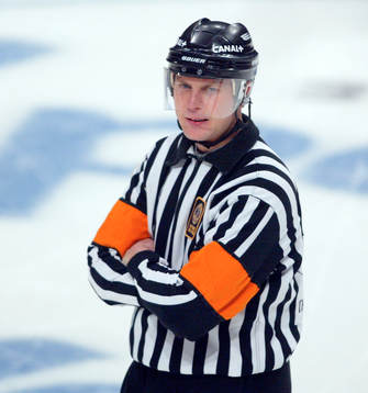 Bläddra bland fler bilder av ISHOCKEY