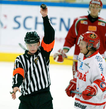 Markus Matthiasson, Timrå. Domare