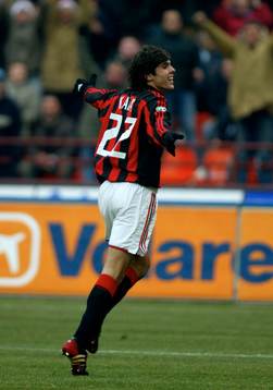 Kaku, Milan jublar