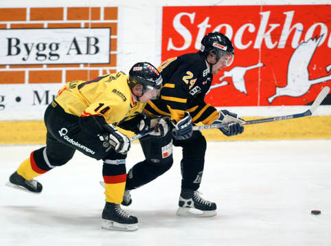 Patrik Ekholm, Västerås och Urban Omark, AIK