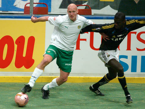 Nichlas Hindsberg, Hammarby och  Pa Moudou Kah, AIK