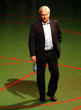 innomhusfotboll, turnering: Hans Backe, tränare FC