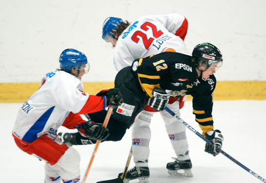 Fredrik Hynning, AIK flyger fram