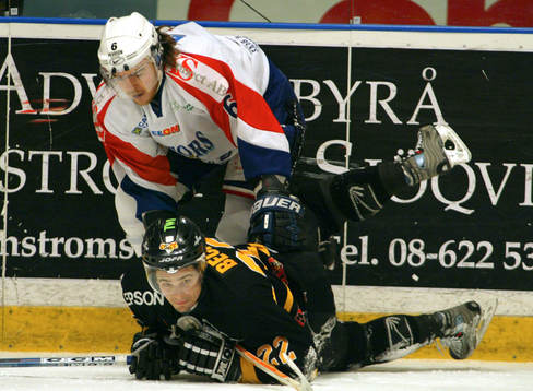 Christian Carlsson, Bofors och Mattias Beck, AIK