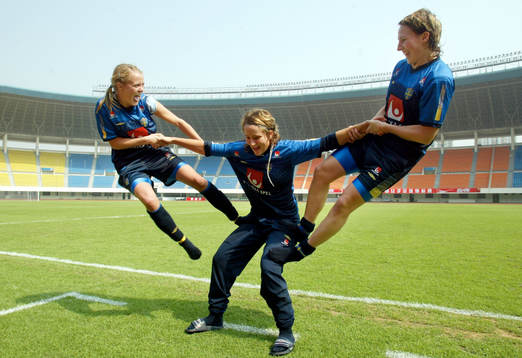 Josefine Öqvist, Sofia Lundgren och Sofia Eriksson, Spexar