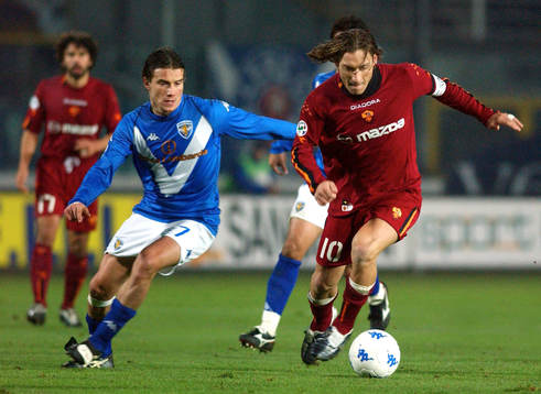 Brescia - Roma: Brighi, Brescia och Francesco Totti, Roma