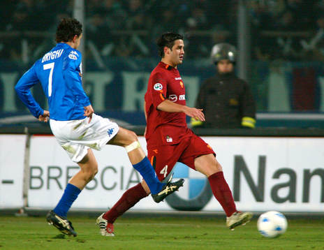 Cristian Chivu, Roma, och Matteo Brighi, Brescia