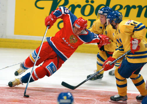 Sergei Zinovjev, Ryssland och Jonathan Hedström, Sverige