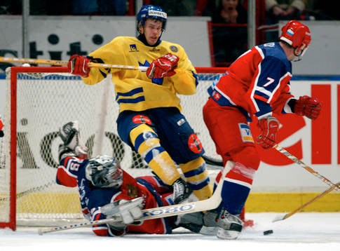 Magnus Kahnberg, Sverige