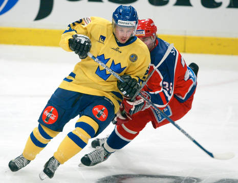 Mikael Karlberg, Sverige