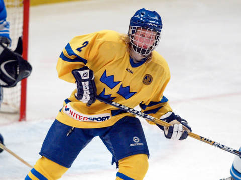 Elin Holmlöv, Sverige