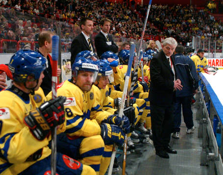 Svenska båset, Hardy Nilsson, coach, Sverige