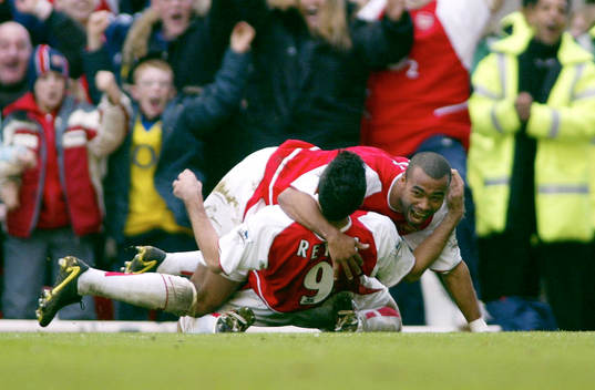 Ashley Cole och Jose Antonio Reyes, Arsenal jublar