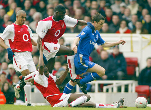 Scott Parker, Chelsea uppvaktas av Kolo Toure , Patrick
