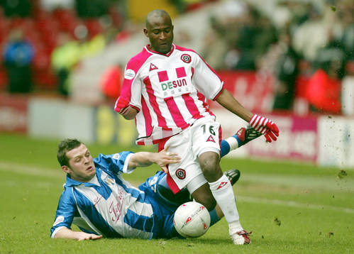 Sam Stockley, Colchester och Peter Ndlovu, Sheffield