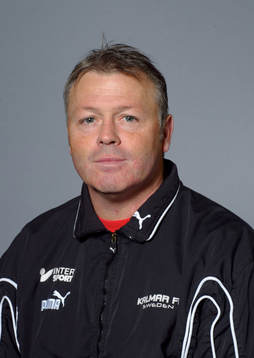 Giles Stille (assisterande tränare)