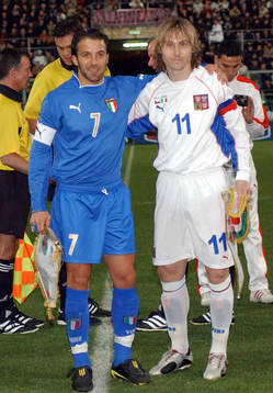 Del Piero, Italien och Pavel Nedved, Tjeckien