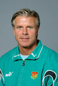 Roland Nilsson (tränare)