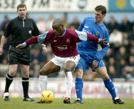 Nigel Reo-Coker, West Ham och  Chris Baker, Cardiff