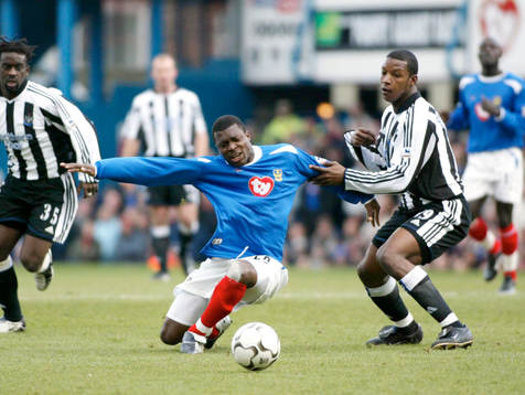 Andy Faye, Portsmouth mot Gary Speed, Newcastle