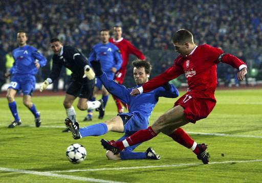 Steven Gerrard, Liverpool skjuter in Liverpools första mål