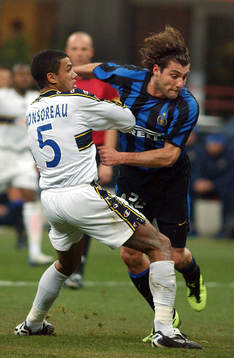 Christian Vieri, Inter försöker slita sig loss