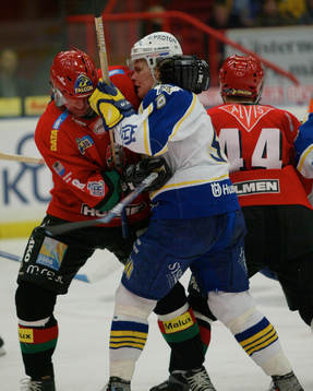 Andreas Jämtin, HV71 och Oscar Hedman, Modo bråkar