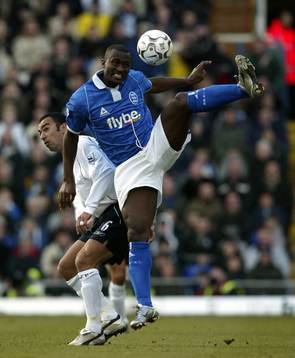 Youri Djorkaeff, Bolton och Olivier Tebily, Birmingham