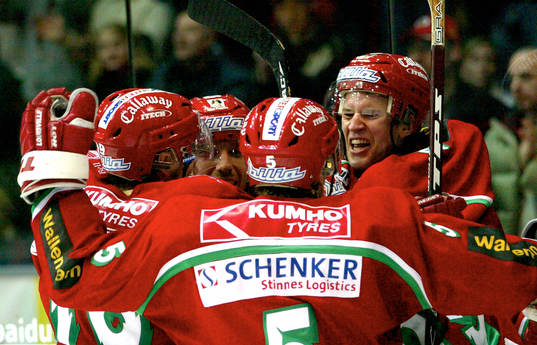 Jens Karlsson, Frölunda grattas