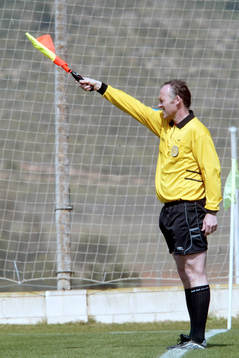 Linjeman, flagga, linjeflagga, offside