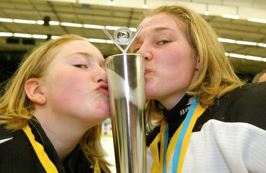 (AIK Svenska Mästare, SM-Guld) Kim Martin och Emelie