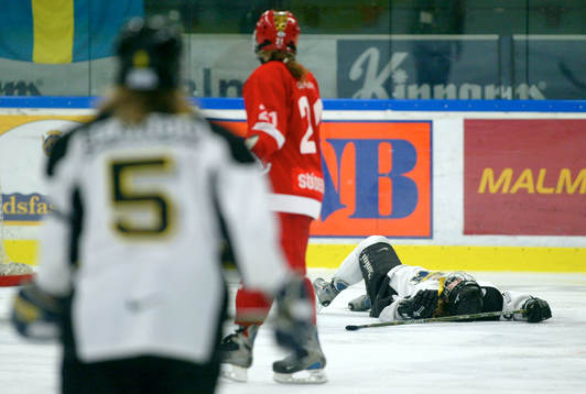 (AIK Svenska Mästare, SM-Guld) Hårt spel präglade