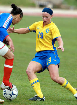 Sara Thunebro, Sverige