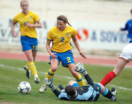 Karolina Westberg, Sverige