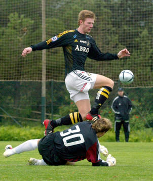Fredrik Björk, AIK nära överlista Svein Inge Haugenrud,