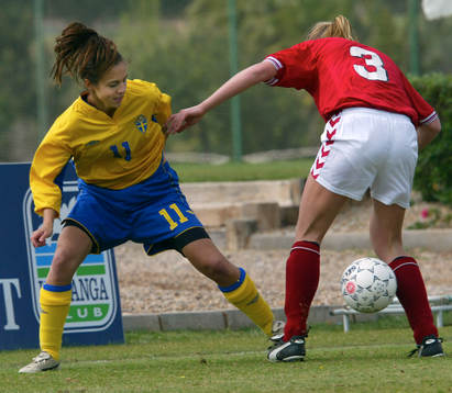 Maria Nordbrandt, Umeå, slår en tunnel på Maja Biltoft