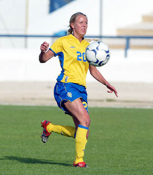 Josefine Öqvist, Sverige