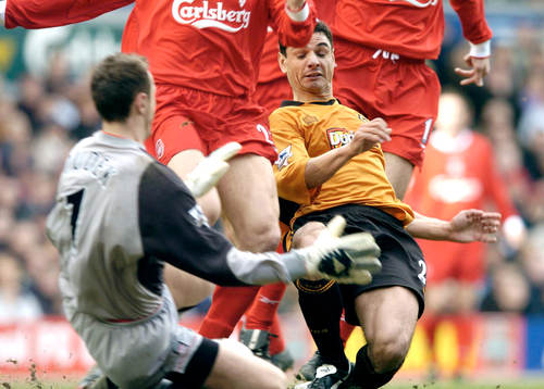 Ioan Ganea, Wolverhampton och Jerzy Dudek, målvakt,