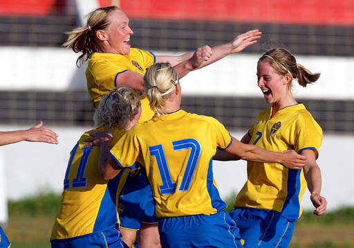 Lotta Schelin, Sverige gratuleras