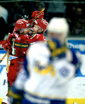 Magnus Kahnberg, Frölunda grattar Alexander Steen