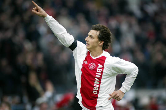 5-0 ,  Zlatan Ibrahimovic gör comeback och gör mål direkt
