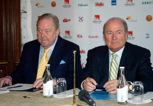 Lennart Johansson, UEFA president och Josef Blatter, FIFA