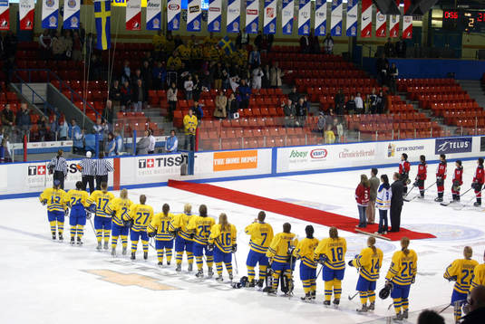 Seger, Nationalsång, Uppställning