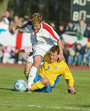 Tobias Hysén, Sverige och David Bentley, England