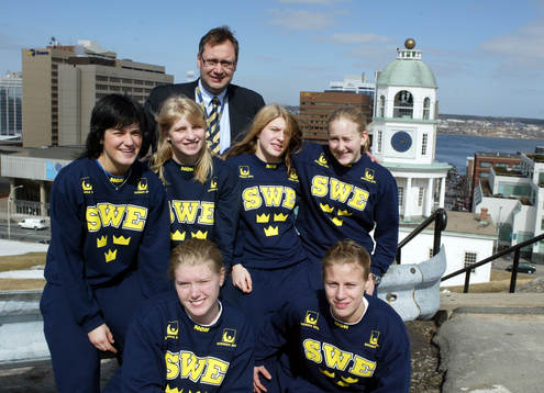 Lars G Karlsson (Lagledare) och Frida Nevalainen, Jenni,