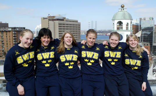 Kim Martin, Frida Nevalainen, Pernilla Winberg, Jenni