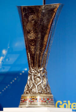 Fotboll, UEFA, pokal