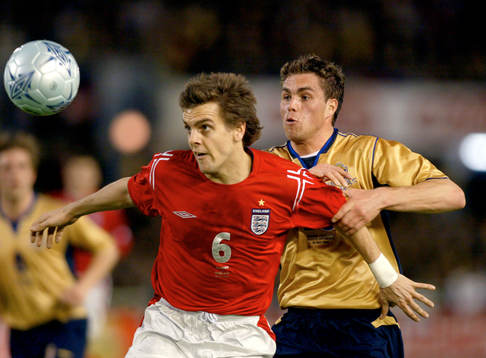 Johan Elmander, Sverige och John Terry, England, England