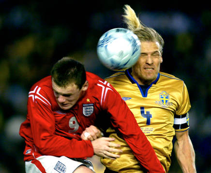 Johan Mjällby, Sverige och Wayne Rooney, England