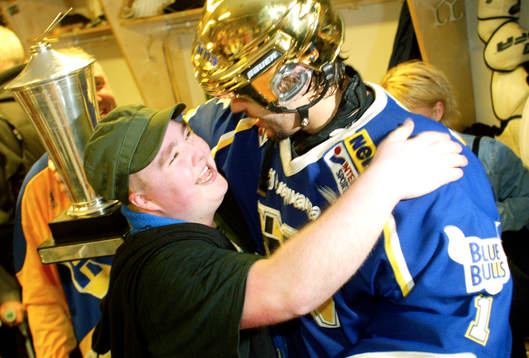 SM-guld till HV71 (Guld); Stefan Liv